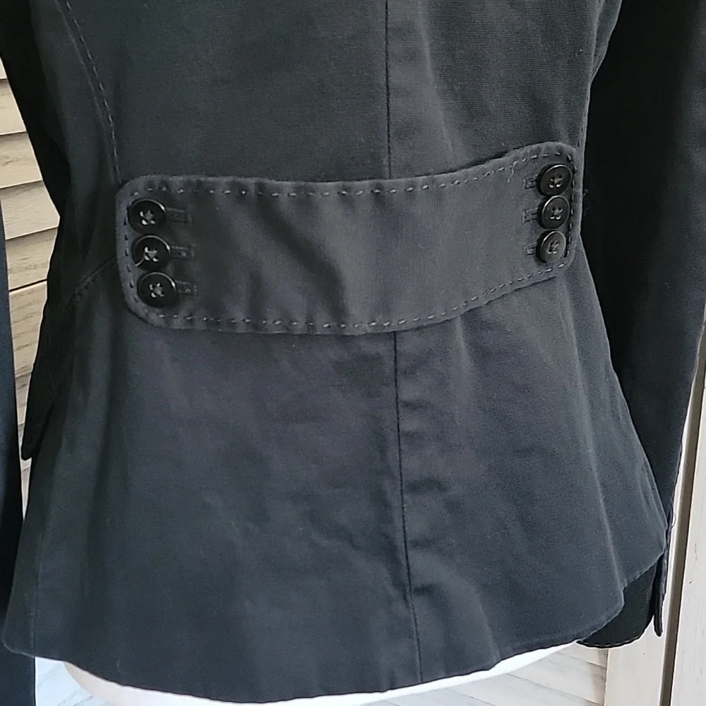 Black 4 Button Closure Structured Princess Seams Tailored Fit Blazer